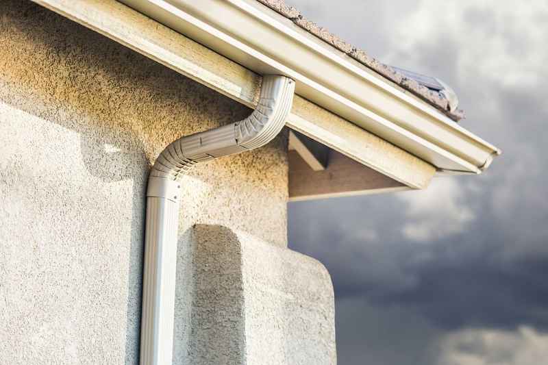 benefits of seamless gutters